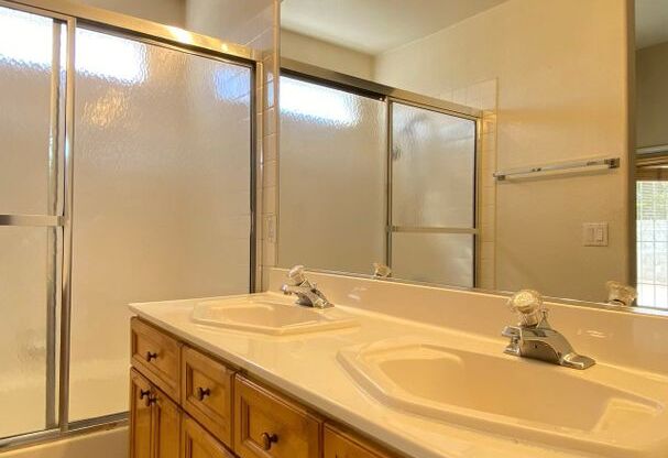 3 beds, 2 baths, $1,790