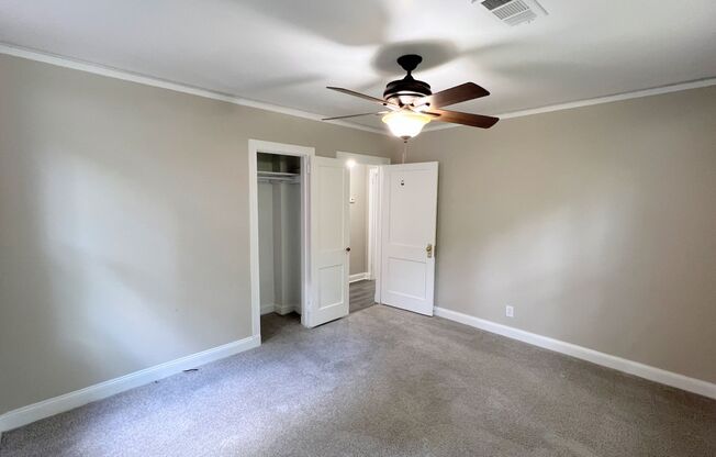 2 beds, 1 bath, $1,035