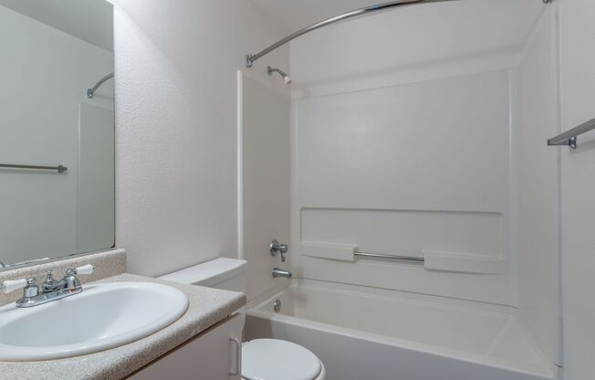 1 bed, 1 bath, 620 sqft, $1,440, Unit 65-303