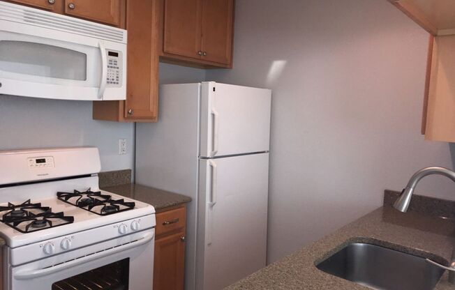 Studio, 1 bath, $1,850