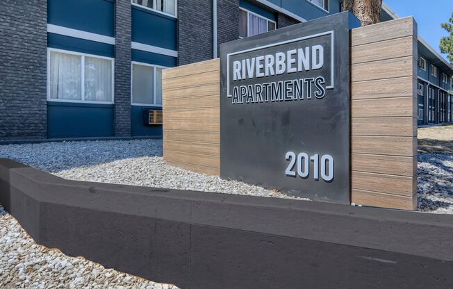 Riverbend Apartments | Renovated 1- & 2-Bedroom Apartments in Colorado Springs