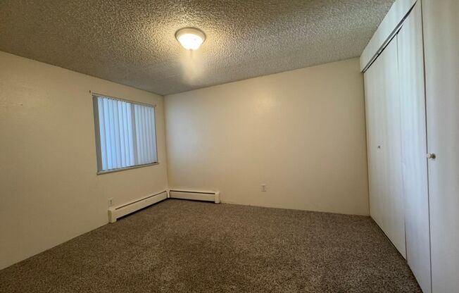 3 beds, 2 baths, 1,034 sqft, $1,875, Unit D-301