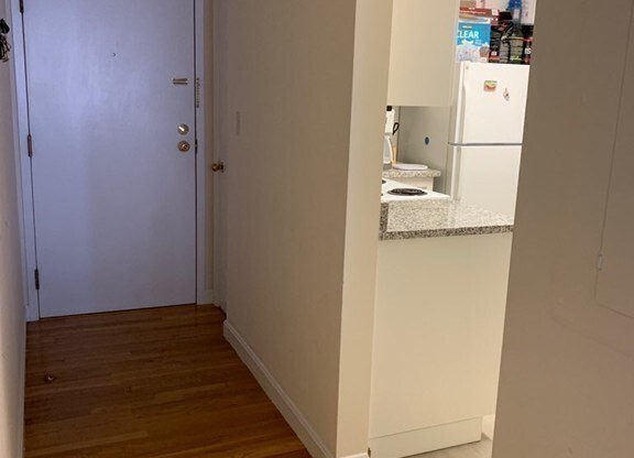 1 bed, 1 bath, 628 sqft, $2,950, Unit 413
