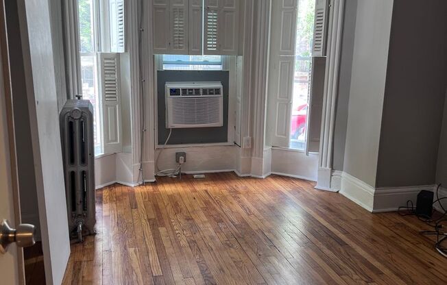 Charming 1-Bedroom Apartment in the Heart of 21202