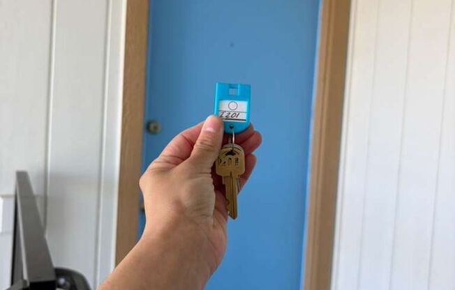 2 beds, 1 bath, 867 sqft, $1,285, Unit 601 I201