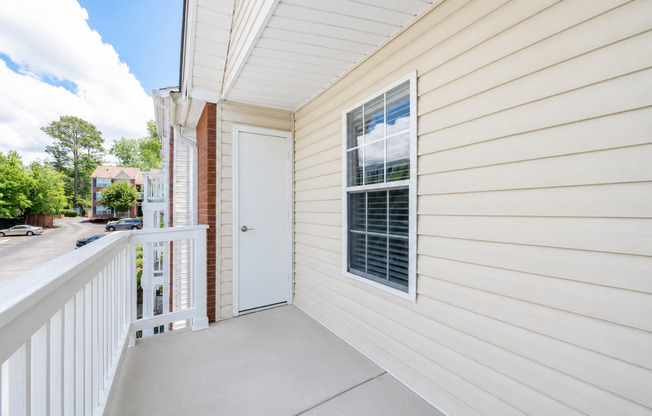 1 bed, 1 bath, 705 sqft, $1,375, Unit 2032
