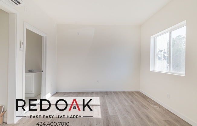 1028 W 110 ST
