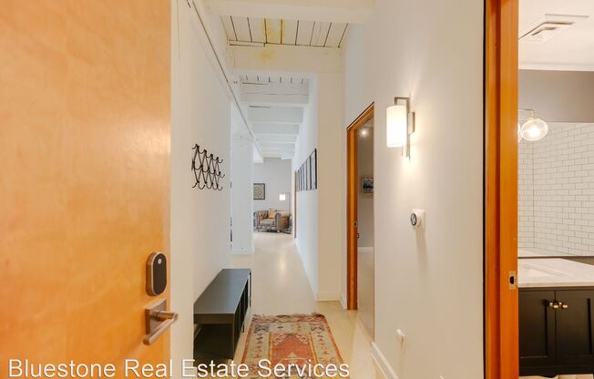 416 NW 13th Ave Apt 206