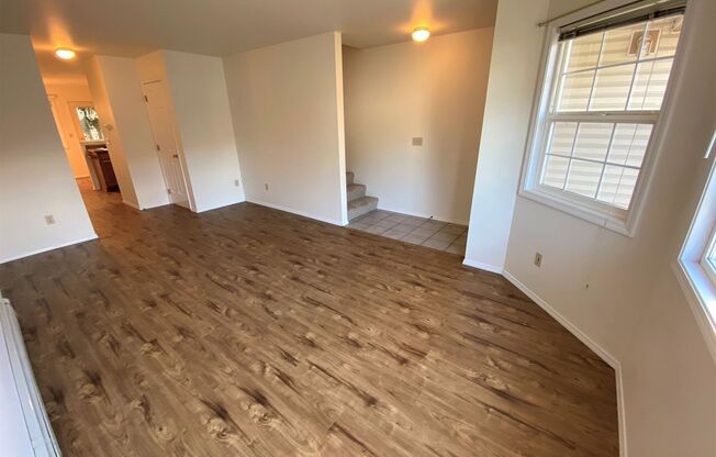 2 Bed 1.5 Bath Condo! W/S/G/Lawn Care Included!
