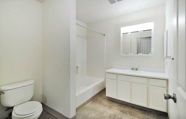 Apartments with large bathrooms in Kalamazoo