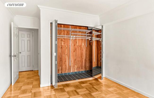 1 bed, 1 bath, $4,700, Unit 11D