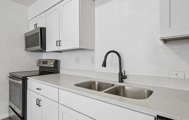 3 beds, 2 baths, 1,026 sqft, $1,849, Unit 227