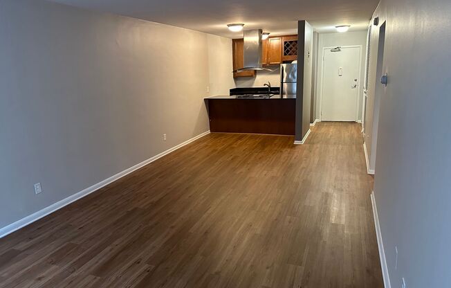 1 bed, 1 bath, 750 sqft, $1,295, Unit 109(R)