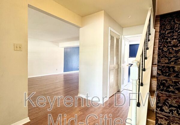 2505 CRESTVIEW CIR