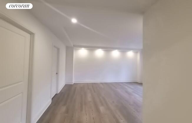 1 bed, 1 bath, $5,500, Unit 6F
