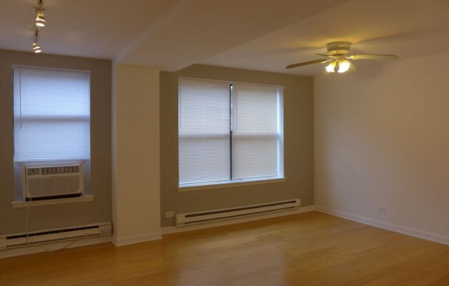 808-12 W Junior Terrace