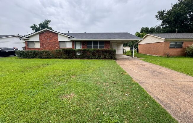 Beautiful 3 Bedroom Bossier Home