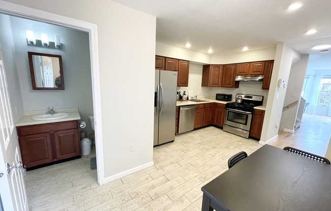 4 beds, 1.5 baths, $3,800, Unit 2