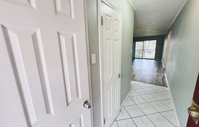 Fabulous landmark Downtown Austin property! Great downtown neighborhood!