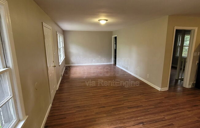 4267 CHAMBLEE TUCKER RD