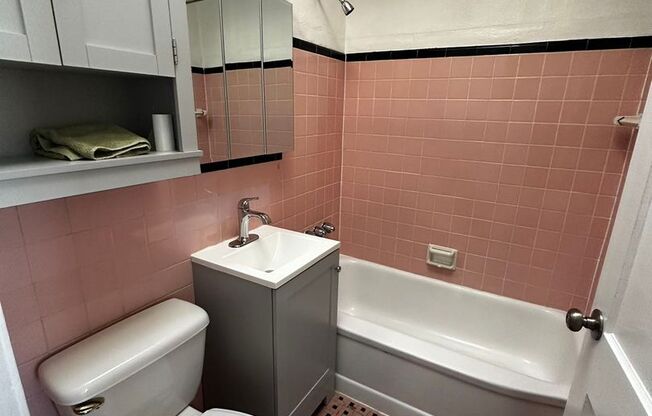 3 Bedroom and 1 bathroom House