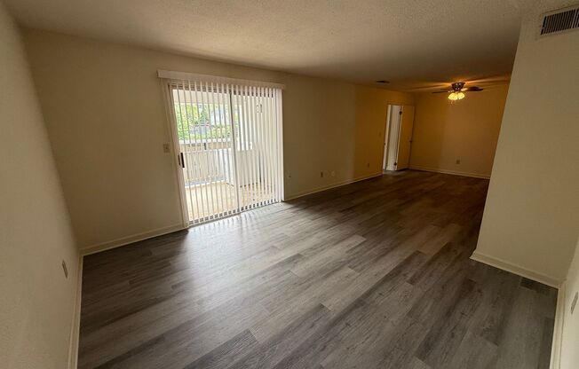 2 beds, 2 baths, 1,200 sqft, $1,395, Unit 406-4