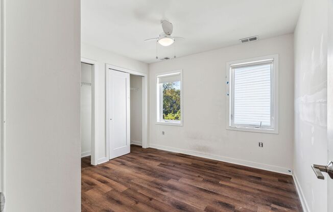 2 beds, 2 baths, 915 sqft, $2,300, Unit 416