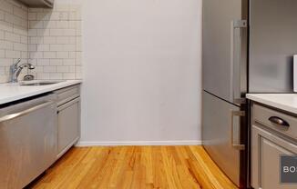 2 beds, 1 bath, $4,000, Unit 5C