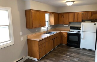 1 bed, 1 bath, 605 sqft, $995, Unit 1817 Jefferson Apt 2