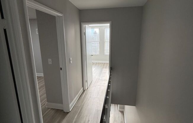 2 beds, 1.5 baths, $2,700, Unit 306