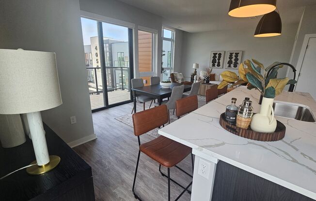 2 beds, 2 baths, 1,306 sqft, $2,100, Unit 201