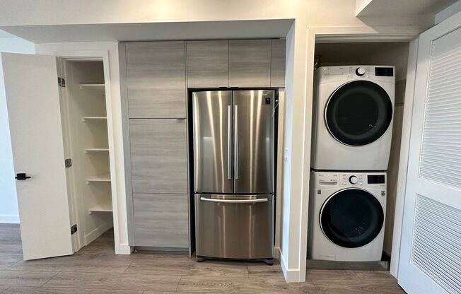 1 bed, 1 bath, 650 sqft, $3,200, Unit 403
