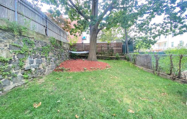 3 beds, 3 baths, 1,200 sqft, $5,500