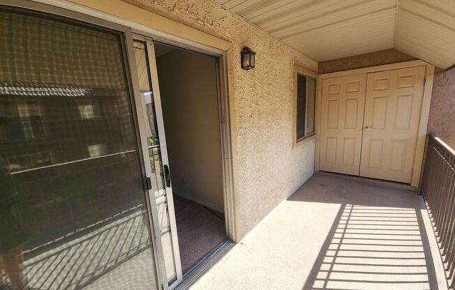 2 beds, 1 bath, $1,275