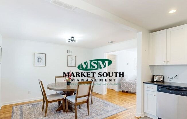 2 beds, 1 bath, 1,122 sqft, $1,900, Unit #4