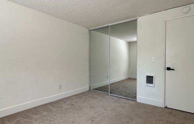 2 beds, 1 bath, 803 sqft, $1,550, Unit 92