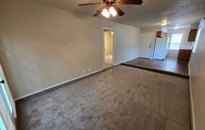 College Station - 2 bedroom / 1 bath duplex / fenced in back yard