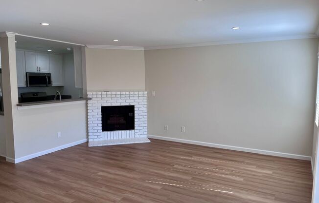 2475 Corinth Apartments