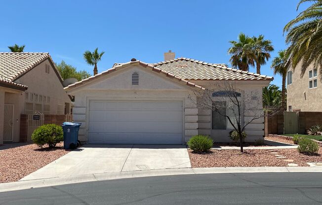 Beautiful one story 3 bed/2 bath home located in West Las Vegas