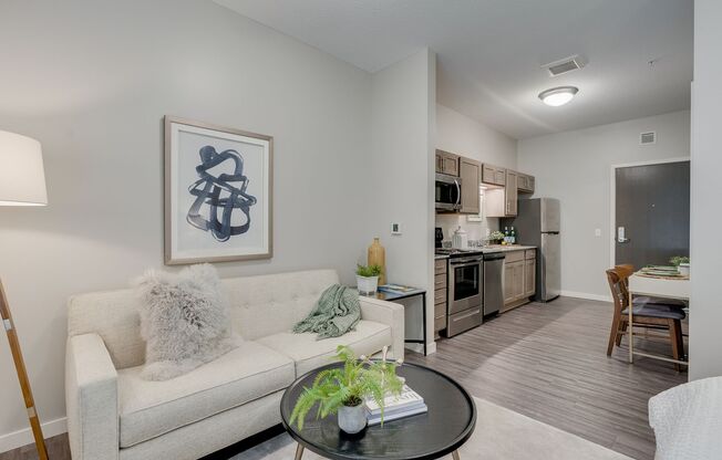 Studio, 1 bath, 316 sqft, $879, Unit 310