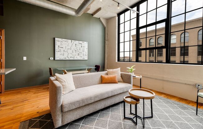 Studio, 1 bath, 616 sqft, $1,950, Unit 730-529
