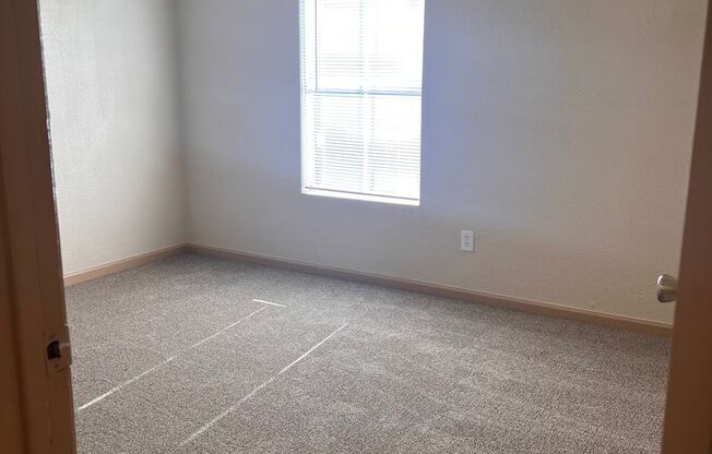 1 bed, 1 bath, 612 sqft, $880, Unit 1306