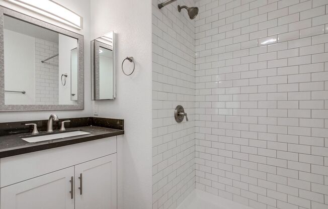 2 beds, 2 baths, 800 sqft, $2,895, Unit 107