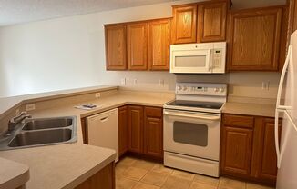 2 beds, 2.5 baths, $2,050