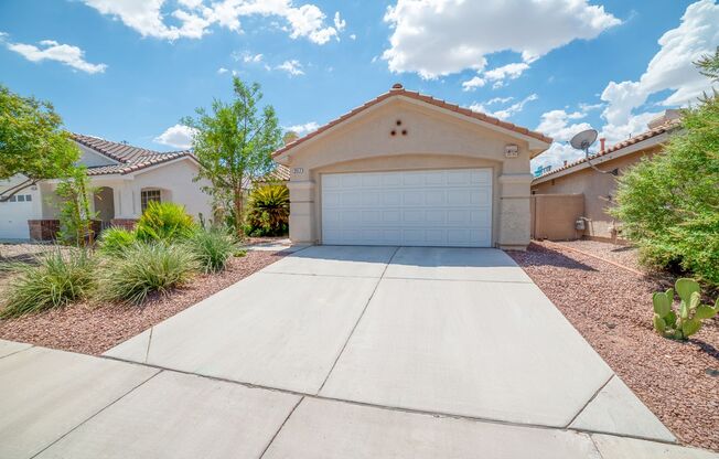 BEAUTIFUL SINGLE STORY HOUSE WITH 3 BEDROOMS IN HENDERSON