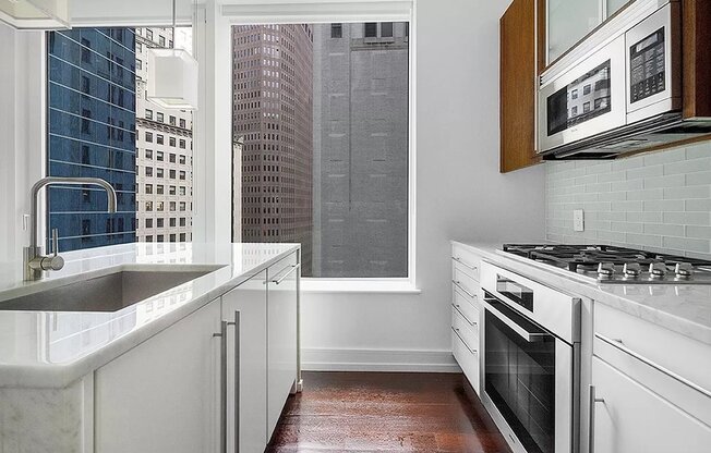 1 bed, 1 bath, $5,500, Unit 15A