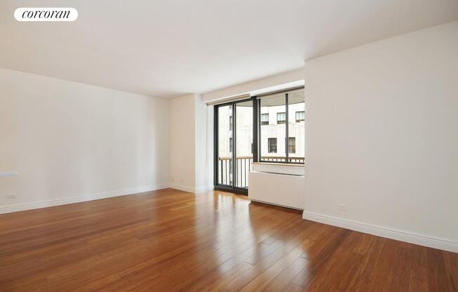 1 bed, 1 bath, 750 sqft, $6,500, Unit 14B