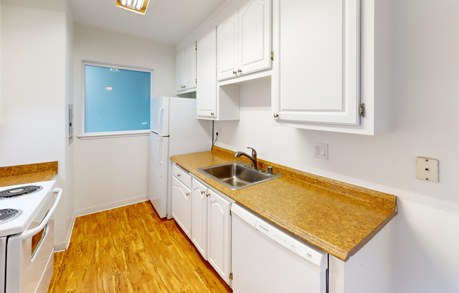 445 IGNACIO BLVD
