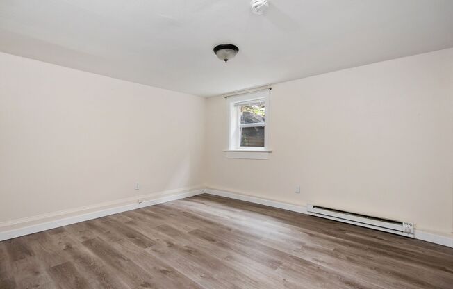 3 beds, 2 baths, 1,014 sqft, $2,750, Unit A