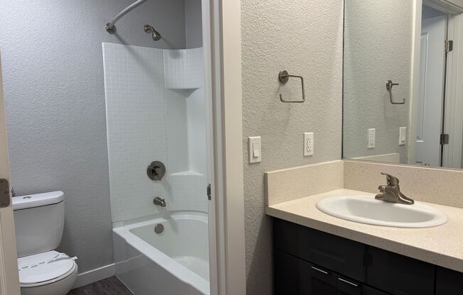 1 bed, 1 bath, 668 sqft, $2,245, Unit 8K